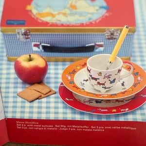 Villeroy & Boch Meow WowWow 3pc Kids Dinnerware Set in Metal Suitcase